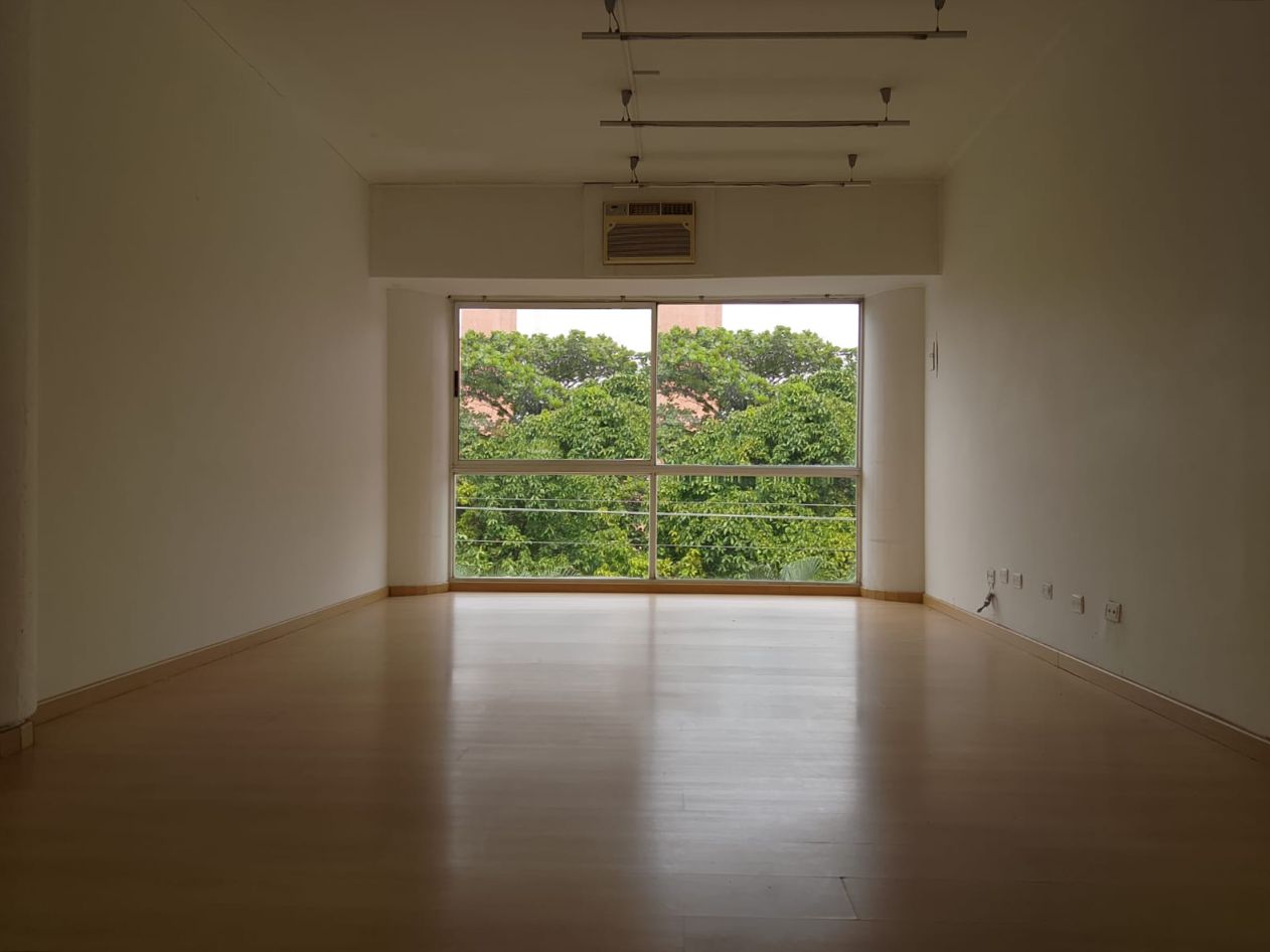 Oficina en arriendo Antioquia Medellín Laureles 32 m2 Habitaciones 0 Baños 1 Garajes 1 Precio $3500000