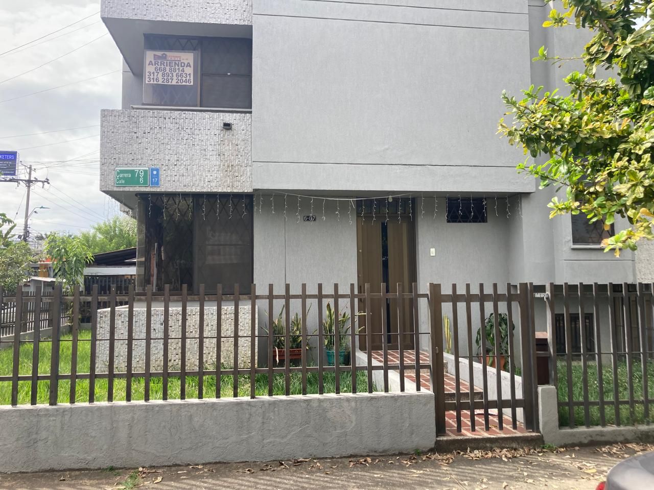 Casa en arriendo Valle Del Cauca Cali Ciudad Capri 160 m2 Habitaciones 3 Baños 3 Garajes 0 Precio $2800000