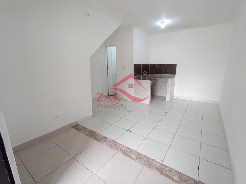 Local en arriendo Antioquia Medellín Enciso 15 m2 Habitaciones 0 Baños 1 Garajes 0 Precio $900000