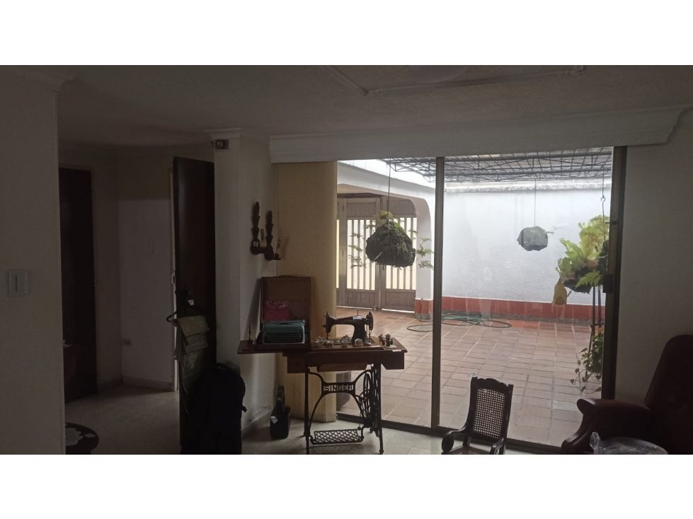 Casa en arriendo Antioquia Medellín Suramericana 252 m2 Habitaciones 4 Baños 4 Garajes 2 Precio $7800000