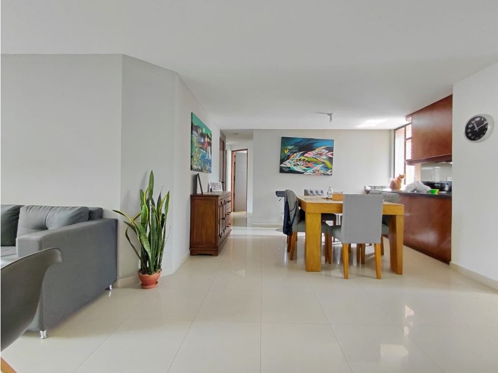 Apartamento en arriendo o venta Antioquia Medellín Villa Carlota 97 m2 Habitaciones 3 Baños 3 Garajes 1 Precio venta $700000000 Precio arriendo $4000000
