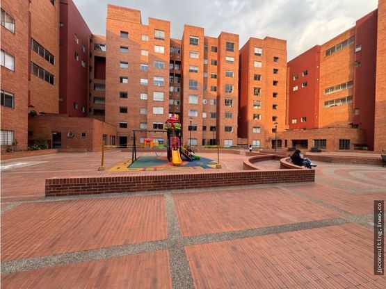 Apartamento en venta Cundinamarca Bogotá Mallorca 94 m2 Habitaciones 3 Baños 2 Garajes 2 Precio $660000000