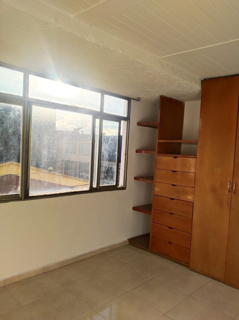 Casa en venta Cundinamarca Bogotá Ub Santa Cecilia 415 m2 Habitaciones 13 Baños 10 Garajes 1 Precio $1500000000