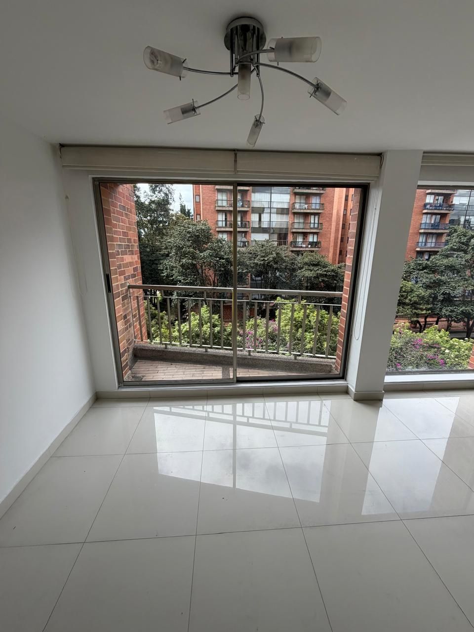 Apartamento en venta Cundinamarca Bogotá Atenas 103 m2 Habitaciones 3 Baños 2 Garajes 2 Precio $795000000
