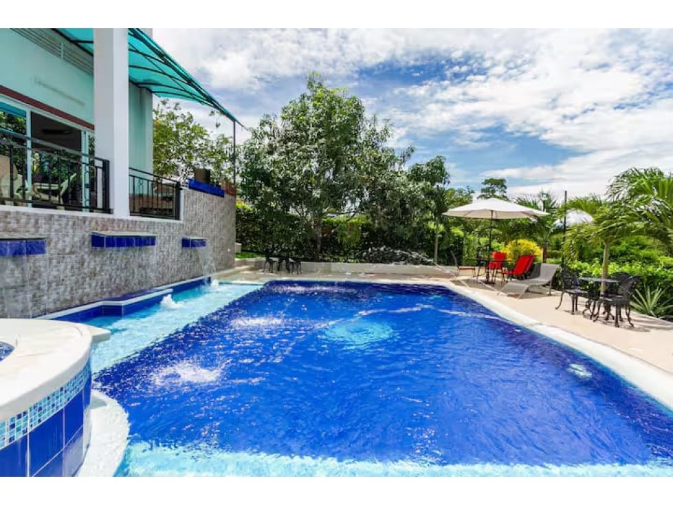 Casa en venta Cundinamarca Tocaima Tocaima 446 m2 Habitaciones 6 Baños 6 Garajes 6 Precio $1450000000