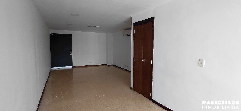 Oficina en arriendo Antioquia Medellín Nueva Villa De Aburra 33 m2 Habitaciones 0 Baños 1 Garajes 1 Precio $2800000