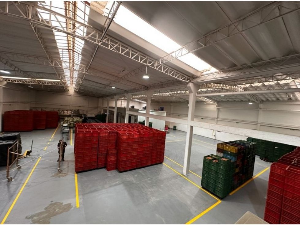 Bodega en arriendo Cundinamarca Bogotá Granjas De Techo 1553 m2 Habitaciones 0 Baños 6 Garajes 12 Precio $45000000