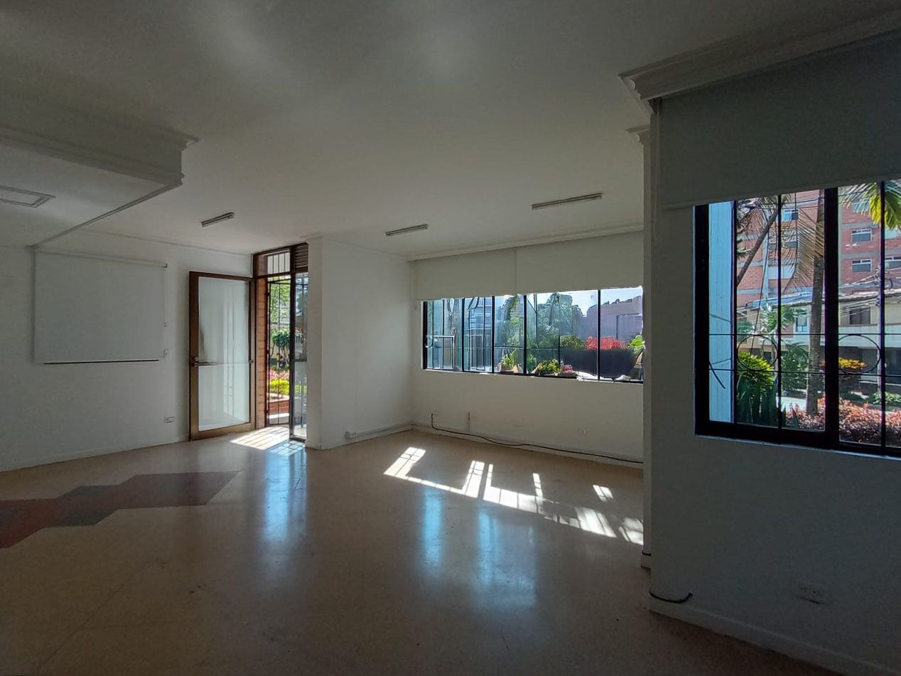 Local en arriendo Antioquia Medellín Simon Bolivar 37 m2 Habitaciones 0 Baños 1 Garajes 0 Precio $2500000
