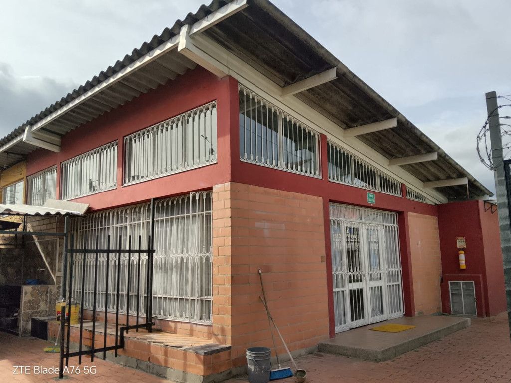 Casa en arriendo Cundinamarca Bogotá Campo Alegre 42 m2 Habitaciones 2 Baños 1 Garajes 0 Precio $900000