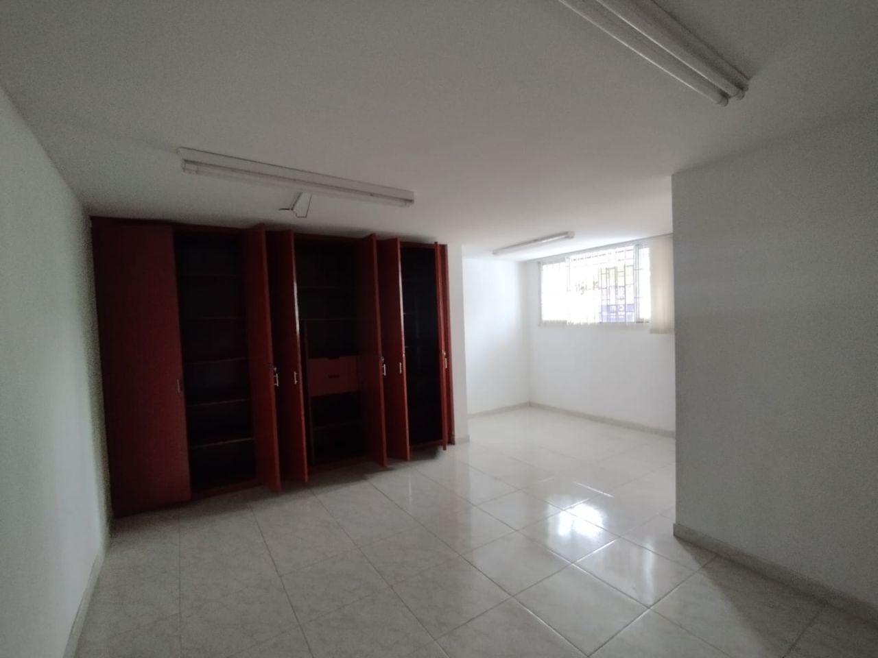 Oficina en arriendo Risaralda Pereira Jardin De Velez Y Velez 100 m2 Habitaciones 0 Baños 1 Garajes 0 Precio $1700000