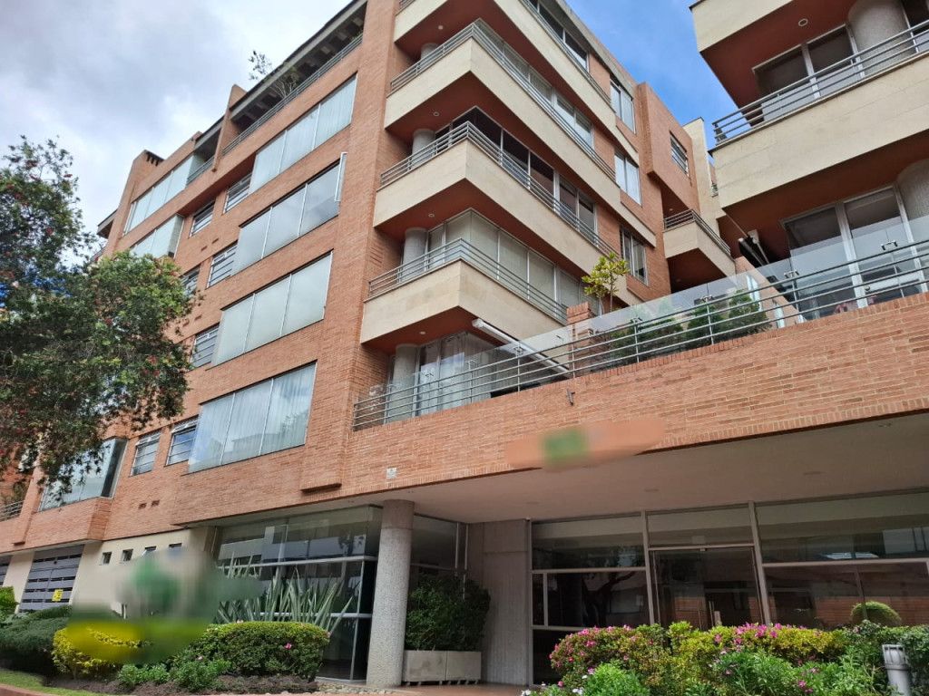 Apartamento en venta Cundinamarca Bogotá San Patricio 180 m2 Habitaciones 3 Baños 3 Garajes 3 Precio $1600000000