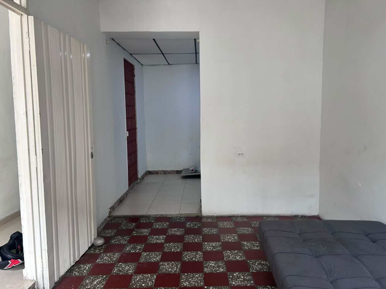 Local en arriendo Valle Del Cauca Palmira Santa Rita 29 m2 Habitaciones 0 Baños 1 Garajes 0 Precio $600000
