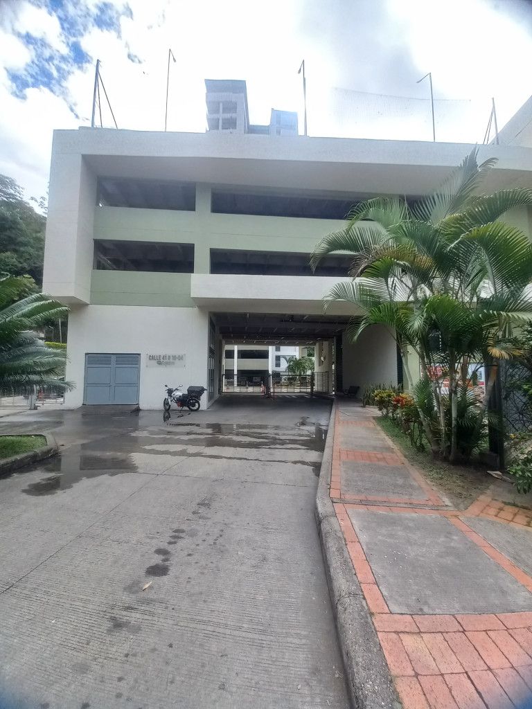 Apartamento en arriendo Tolima Ibagué Sorrento 65 m2 Habitaciones 2 Baños 2 Garajes 1 Precio $1600000