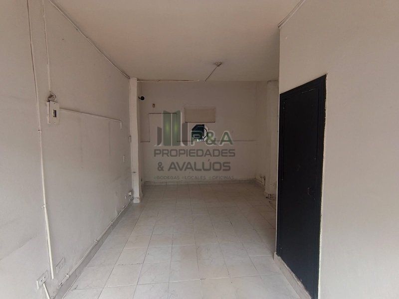 Local en arriendo Antioquia Itagüí San Fernando 20 m2 Habitaciones 0 Baños 1 Garajes 0 Precio $2500000