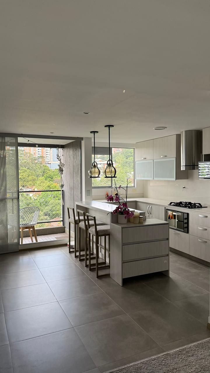 Apartamento en venta Antioquia Envigado Loma Del Atravesado 76 m2 Habitaciones 2 Baños 2 Garajes 1 Precio $730000000