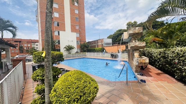 Apartamento en arriendo Valle Del Cauca Cali 12 De Octubre 63 m2 Habitaciones 3 Baños 2 Garajes 1 Precio $1800000
