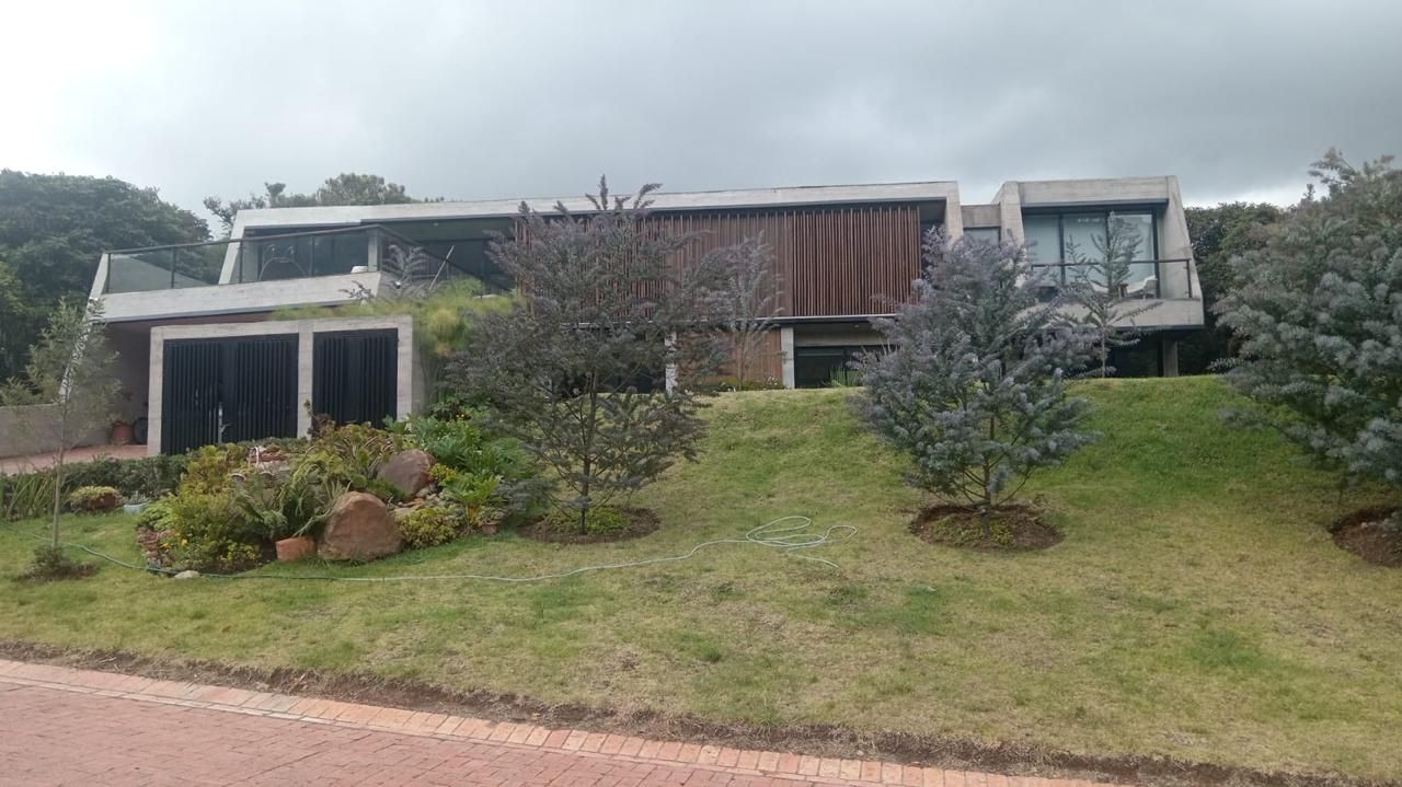 Casa en venta Cundinamarca La Calera La Calera 505 m2 Habitaciones 6 Baños 7 Garajes 6 Precio $3000000000