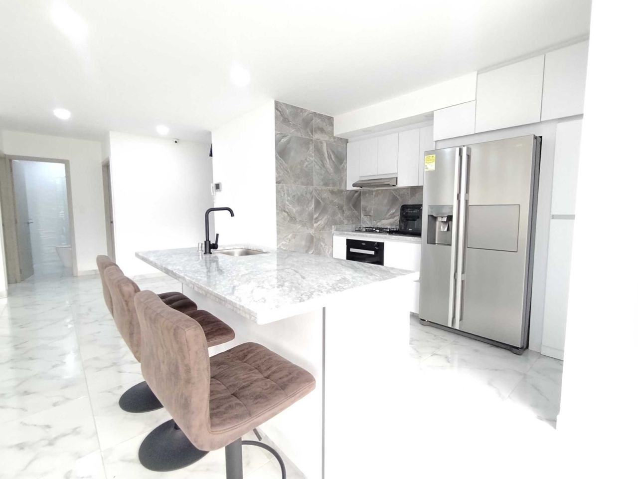 Apartamento en arriendo Valle Del Cauca Cali Camino Real 110 m2 Habitaciones 2 Baños 2 Garajes 0 Precio $4000000