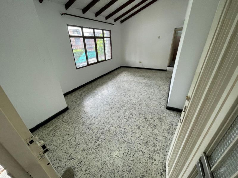 Apartaestudio en arriendo Valle Del Cauca Cali Urbanización Colseguros 60 m2 Habitaciones 2 Baños 1 Garajes 0 Precio $1050000