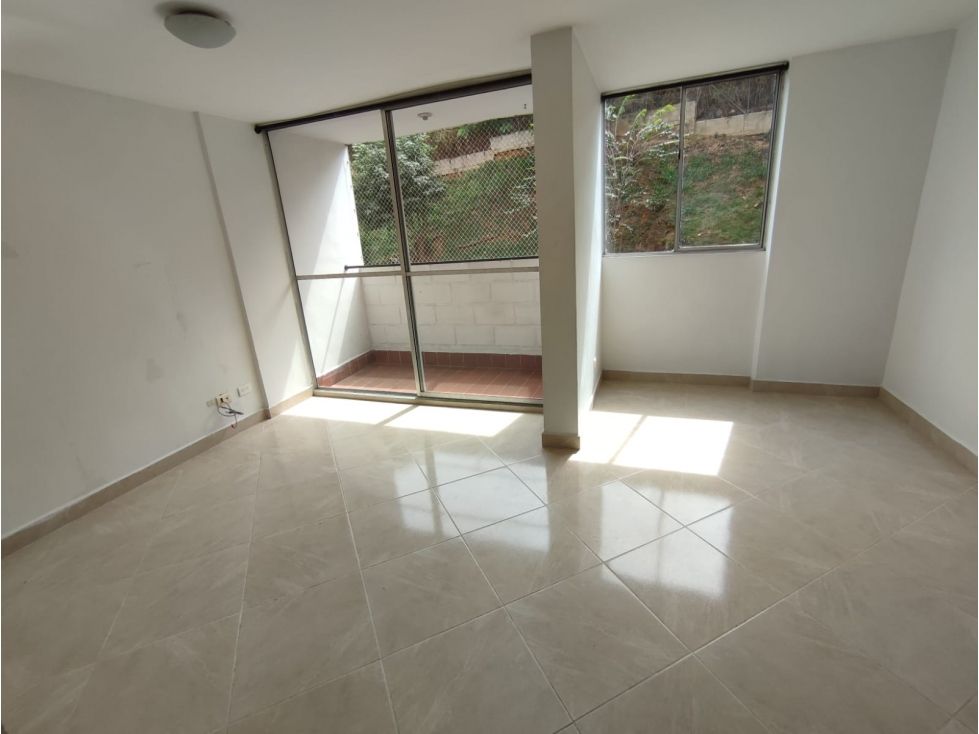 Apartamento en arriendo Antioquia Medellín Cucaracho 46 m2 Habitaciones 2 Baños 1 Garajes 0 Precio $1300000