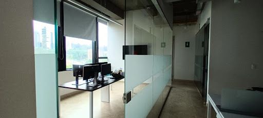 Oficina en arriendo Antioquia Medellín El Castillo 170 m2 Habitaciones 0 Baños 1 Garajes 5 Precio $19000000