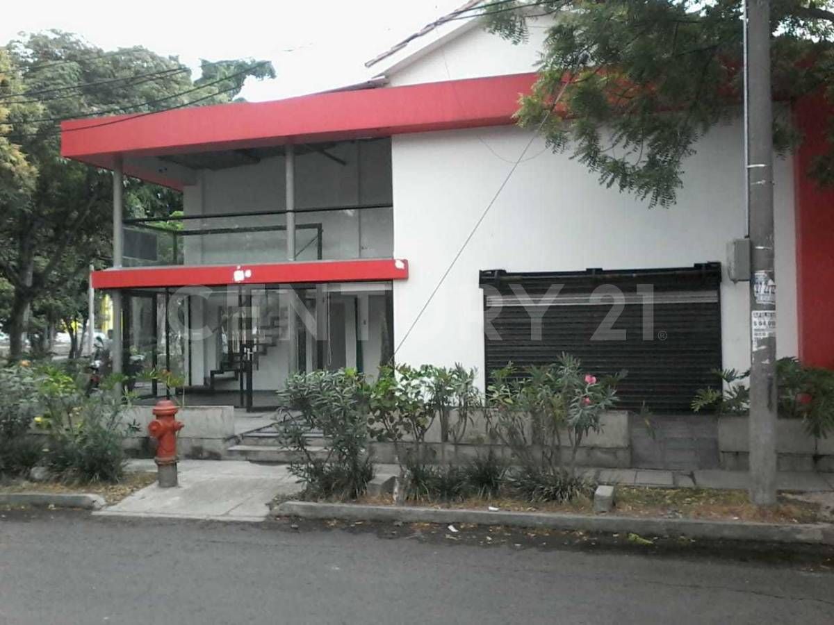 Local en arriendo Valle Del Cauca Cali La Flora 26 m2 Habitaciones 0 Baños 0 Garajes 0 Precio $2800000