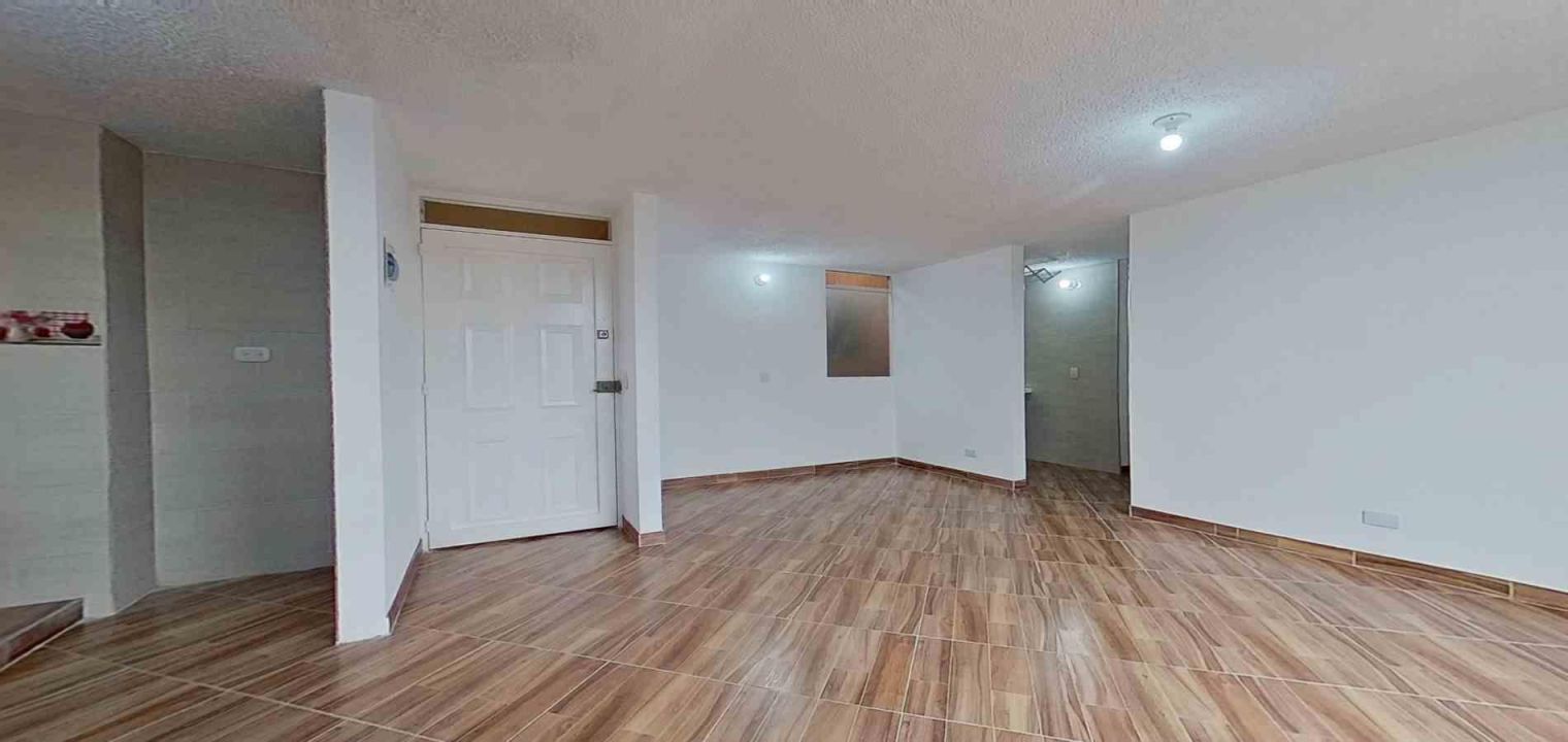 Apartamento en venta Cundinamarca Soacha Cr La Esperanza Et Ii 58 m2 Habitaciones 3 Baños 2 Garajes 0 Precio $153000000
