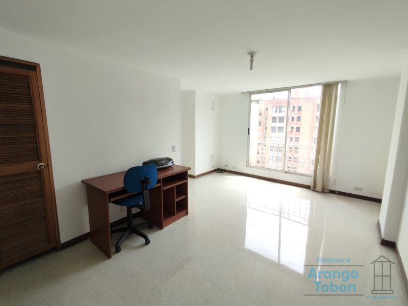 Apartaestudio en venta Antioquia Medellín Los Conquistadores 45 m2 Habitaciones 1 Baños 2 Garajes 1 Precio $350000000