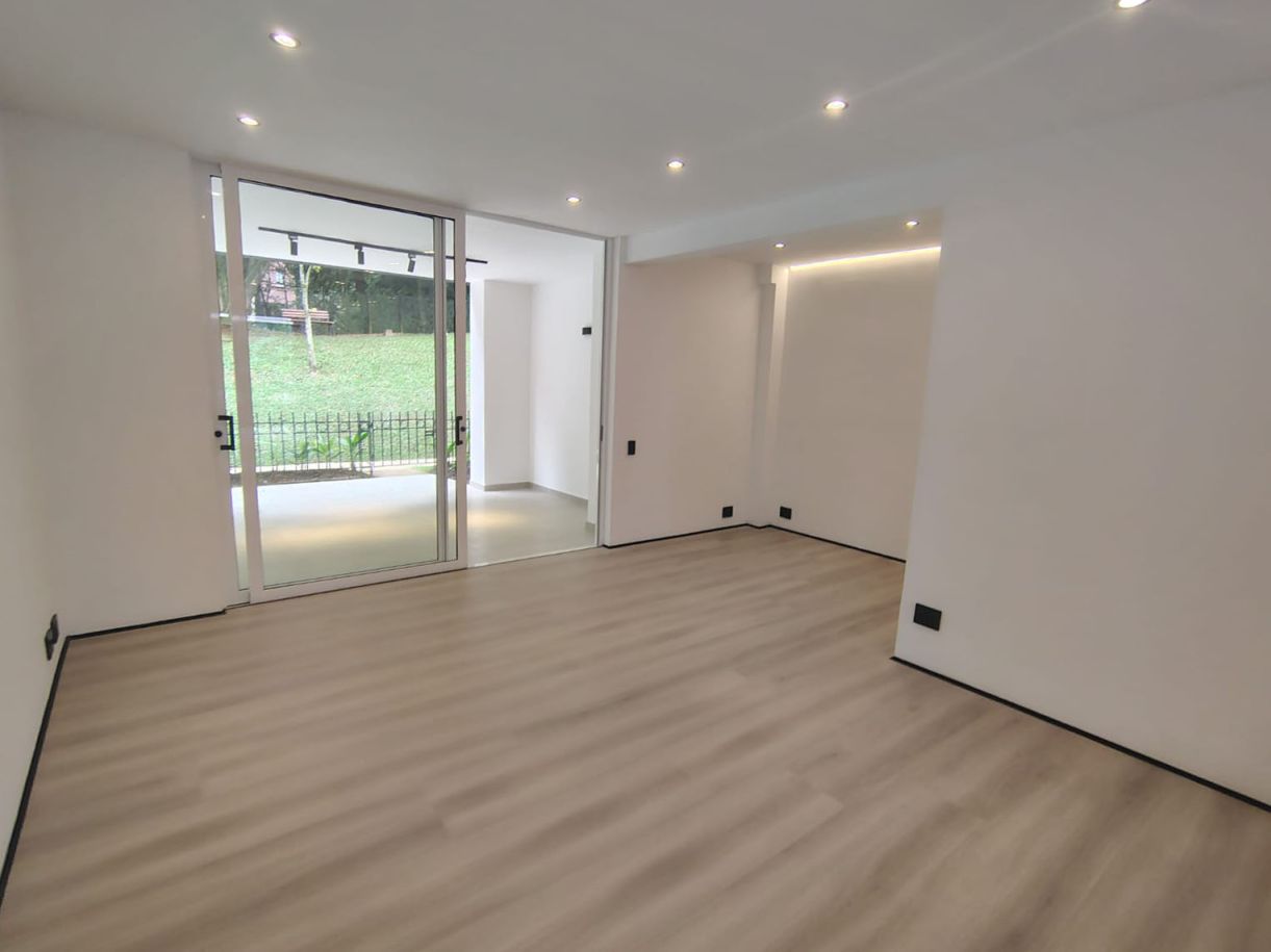 Casa en arriendo Antioquia Medellín Las Lomas No 1 320 m2 Habitaciones 3 Baños 4 Garajes 2 Precio $14000000