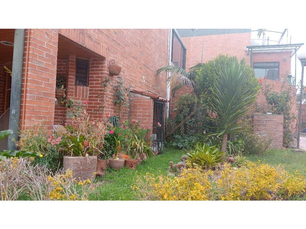 Casa en venta Cundinamarca Bogotá El Redil 120 m2 Habitaciones 3 Baños 3 Garajes 2 Precio $670000000