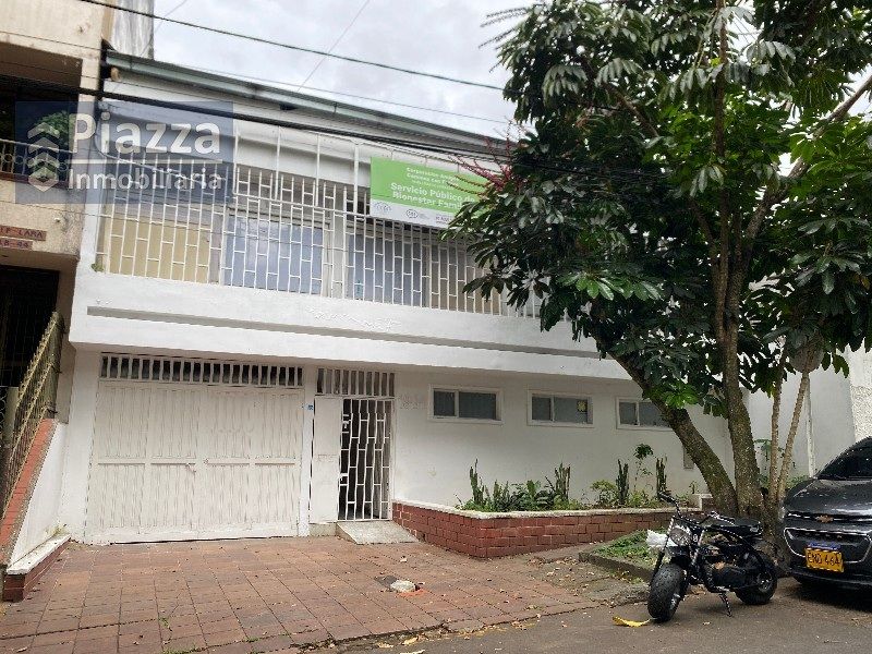 Casa en arriendo Tolima Ibagué Interlaken 500 m2 Habitaciones 6 Baños 4 Garajes 1 Precio $8000000