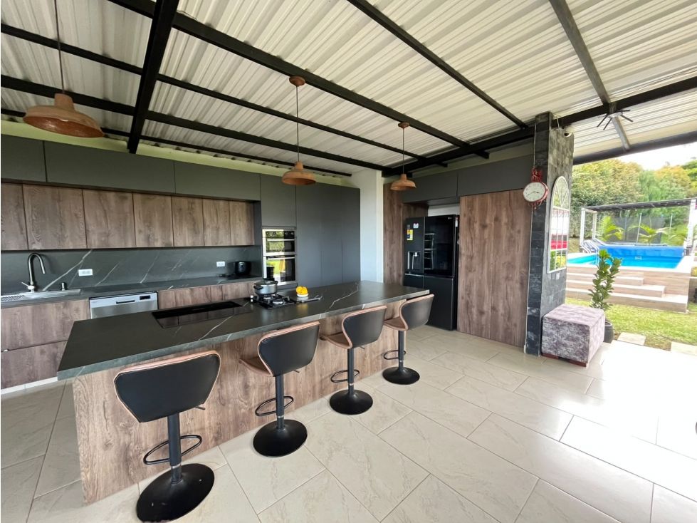 Casa en arriendo Antioquia Rionegro Rionegro 160 m2 Habitaciones 2 Baños 2 Garajes 3 Precio $10000000