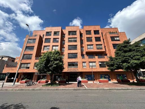 Oficina en venta Cundinamarca Bogotá Santa Barbara Occidental 80 m2 Habitaciones 0 Baños 1 Garajes 2 Precio $560000000