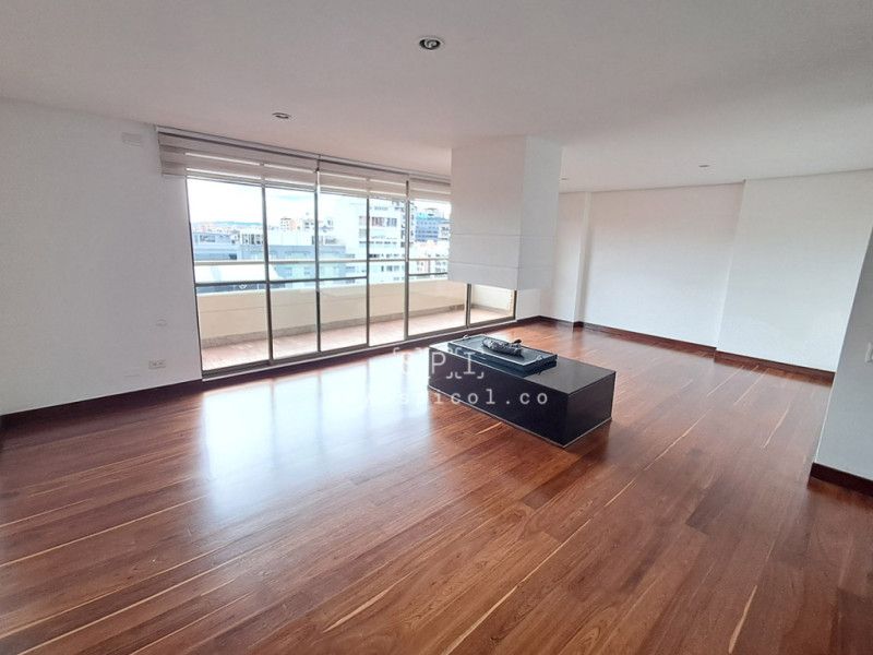Apartamento en venta Cundinamarca Bogotá Los Alpes 140 m2 Habitaciones 3 Baños 3 Garajes 2 Precio $1500000000