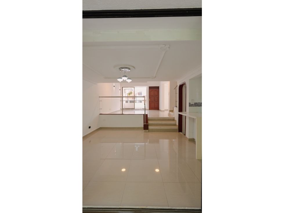 Casa en venta Risaralda Pereira Br Pinares De San Martin 168 m2 Habitaciones 3 Baños 2 Garajes 2 Precio $1200000000