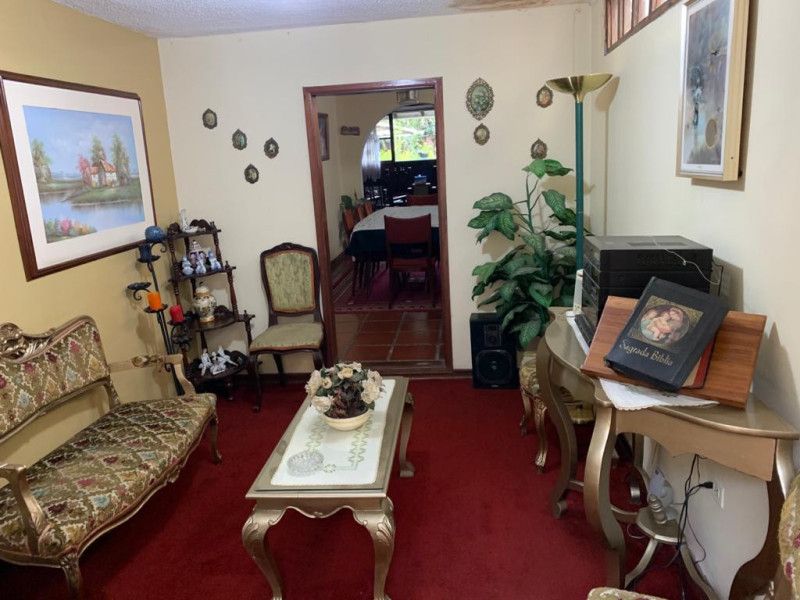 Casa en venta Cundinamarca Bogotá Usaquén 190 m2 Habitaciones 6 Baños 3 Garajes 0 Precio $1900000000
