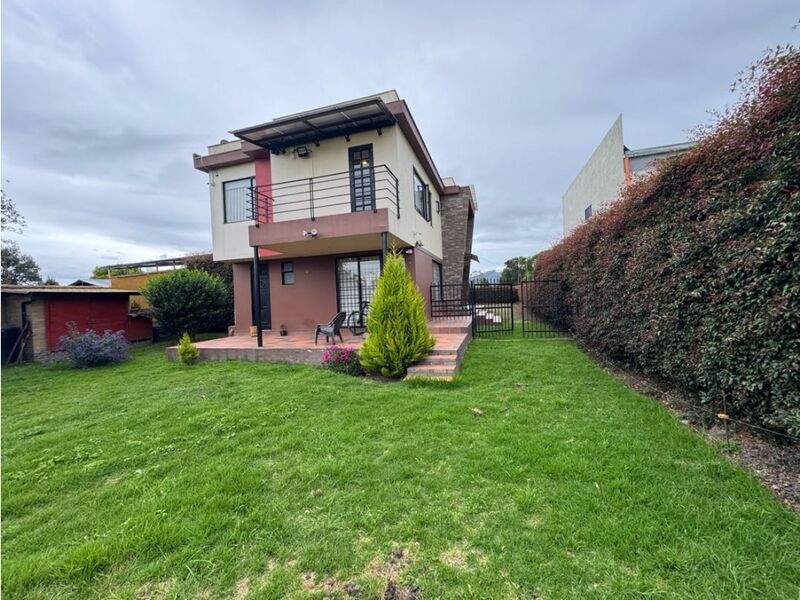 Casa en venta Cundinamarca Tenjo Tenjo 220 m2 Habitaciones 4 Baños 6 Garajes 8 Precio $950000000
