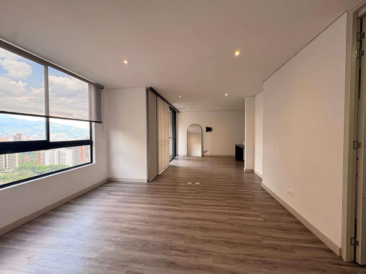 Apartamento en arriendo Antioquia Medellín El Poblado 60 m2 Habitaciones 1 Baños 2 Garajes 2 Precio $4400000