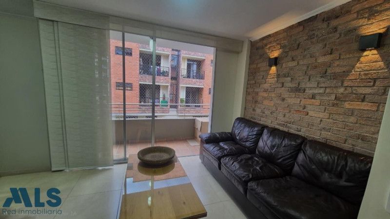 Apartamento en venta Antioquia Medellín La Floresta 90 m2 Habitaciones 3 Baños 2 Garajes 2 Precio $700000000