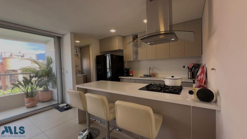 Apartamento en venta Antioquia Medellín Laureles 110 m2 Habitaciones 3 Baños 3 Garajes 1 Precio $980000000