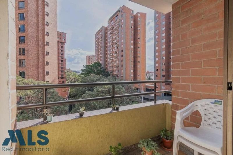 Apartamento en venta Antioquia Medellín Patio Bonito 118 m2 Habitaciones 3 Baños 3 Garajes 2 Precio $815000000