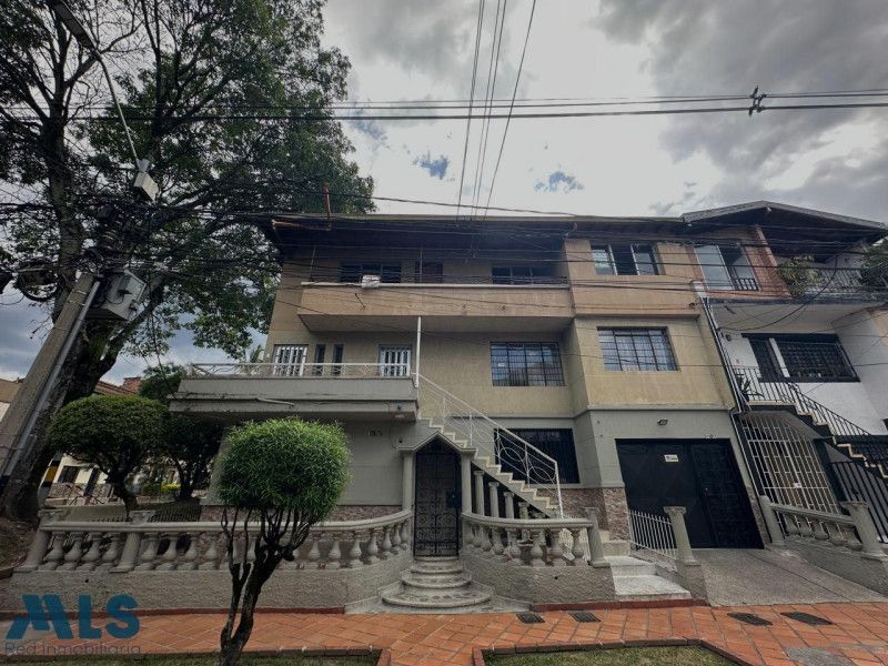 Casa en venta Antioquia Medellín Miravalle 156 m2 Habitaciones 3 Baños 2 Garajes 0 Precio $480000000