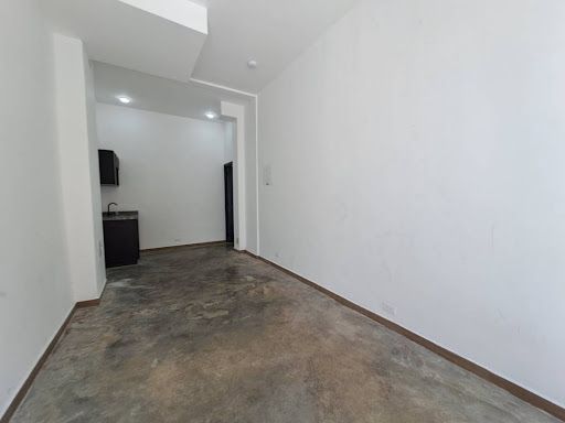 Local en arriendo Risaralda Pereira Primero De Febrero 18 m2 Habitaciones 0 Baños 1 Garajes 0 Precio $950000