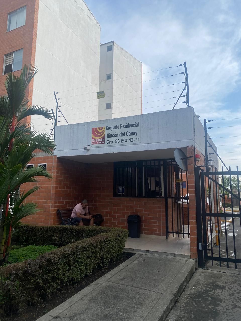 Apartamento en arriendo Valle Del Cauca Cali Caney 55 m2 Habitaciones 2 Baños 2 Garajes 1 Precio $1100000