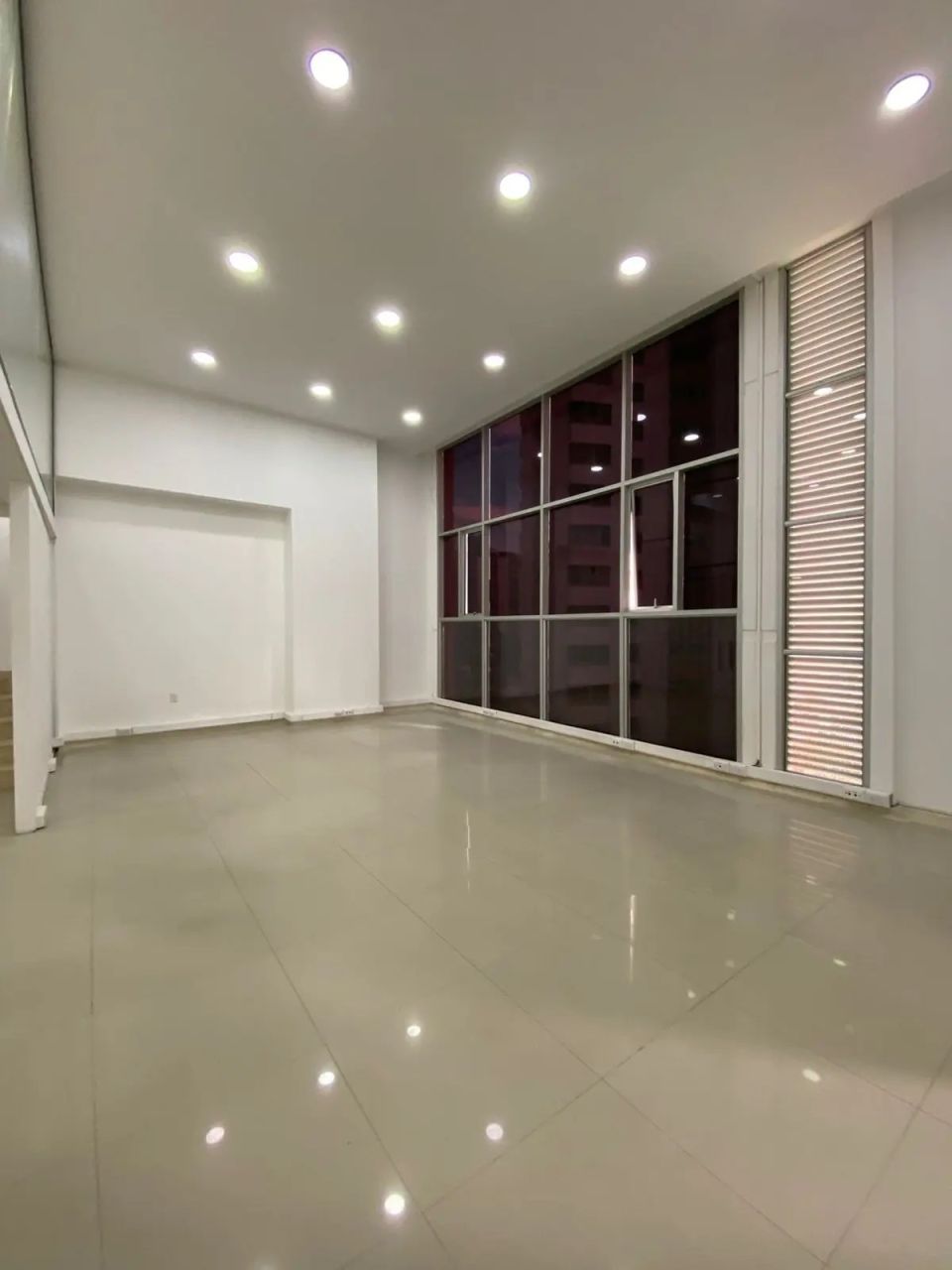 Oficina en arriendo Santander Floridablanca Cañaveral 120 m2 Habitaciones 0 Baños 2 Garajes 1 Precio $5810000