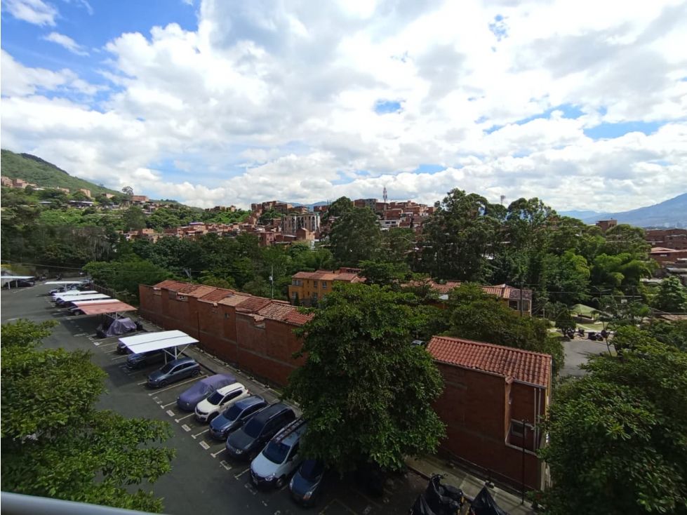 Apartamento en arriendo Antioquia Medellín La Hondonada 70 m2 Habitaciones 3 Baños 2 Garajes 1 Precio $2200000