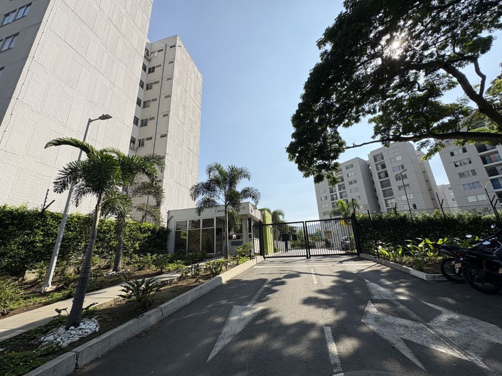Apartamento en arriendo Valle Del Cauca Yumbo Ciudad Guabinas 65 m2 Habitaciones 2 Baños 2 Garajes 0 Precio $1420000