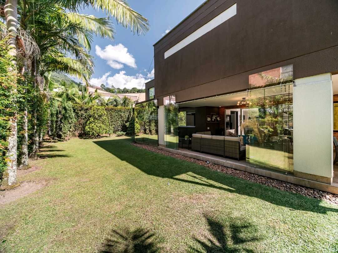 Casa en venta Antioquia Envigado La Mesa 400 m2 Habitaciones 3 Baños 4 Garajes 2 Precio $3500000000