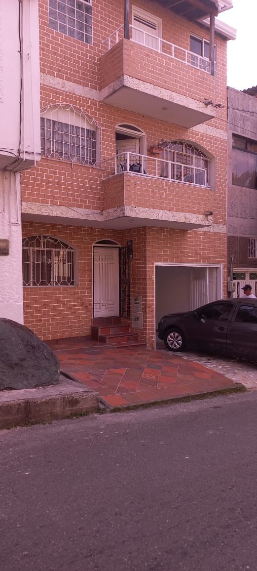 Casa en venta Antioquia La Estrella La Ospina 100 m2 Habitaciones 2 Baños 1 Garajes 1 Precio $300000000