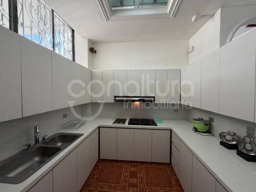 Casa en venta Antioquia Medellín Asomadera No2 287 m2 Habitaciones 5 Baños 7 Garajes 3 Precio $2500000000